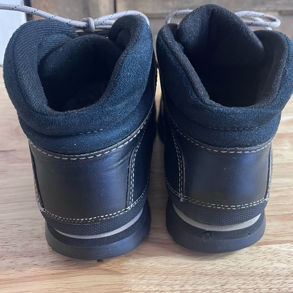 Timberland women’s leather mid ankle chukka hiking lace up 86916 boots size:6M - Picture 6 of 10